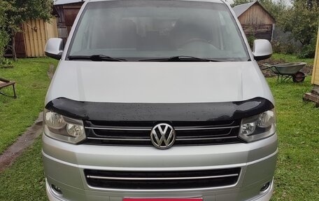 Volkswagen Multivan T5, 2009 год, 1 850 000 рублей, 3 фотография