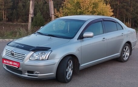 Toyota Avensis III рестайлинг, 2004 год, 800 000 рублей, 3 фотография