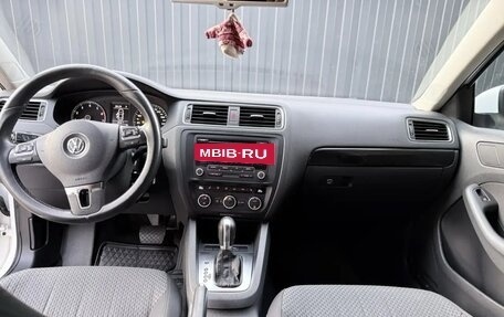 Volkswagen Jetta VI, 2012 год, 989 000 рублей, 9 фотография