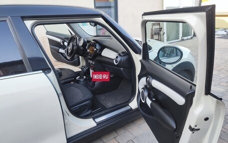 MINI Hatch, 2015 год, 1 200 000 рублей, 9 фотография