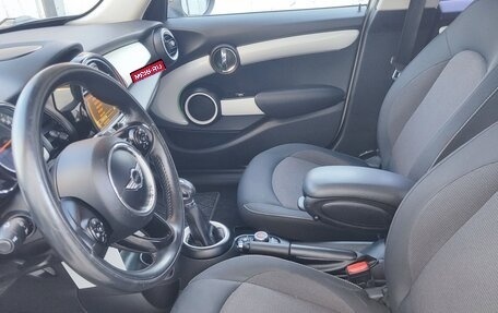 MINI Hatch, 2015 год, 1 200 000 рублей, 17 фотография
