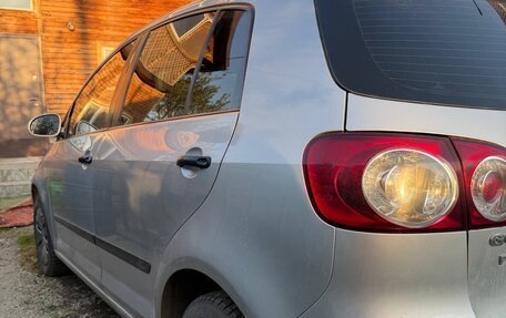 Volkswagen Golf V, 2006 год, 400 000 рублей, 3 фотография