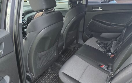 Hyundai Tucson III, 2019 год, 2 400 000 рублей, 10 фотография
