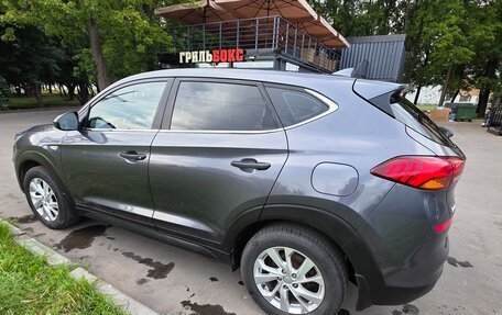 Hyundai Tucson III, 2019 год, 2 400 000 рублей, 8 фотография
