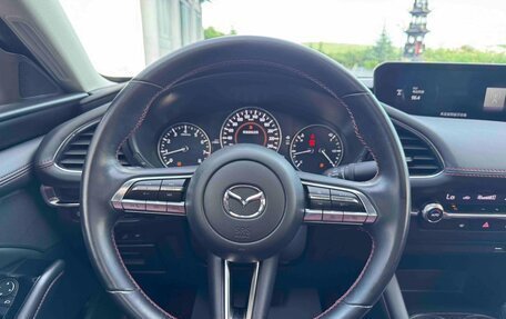 Mazda 3, 2022 год, 1 090 000 рублей, 15 фотография