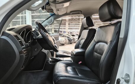 Toyota Land Cruiser 200, 2012 год, 2 999 000 рублей, 7 фотография
