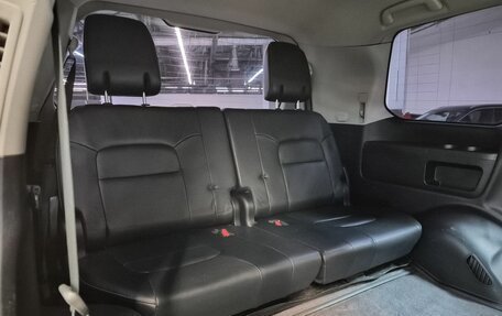 Toyota Land Cruiser 200, 2012 год, 2 999 000 рублей, 5 фотография