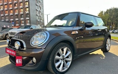 MINI Hatch, 2011 год, 1 589 000 рублей, 11 фотография
