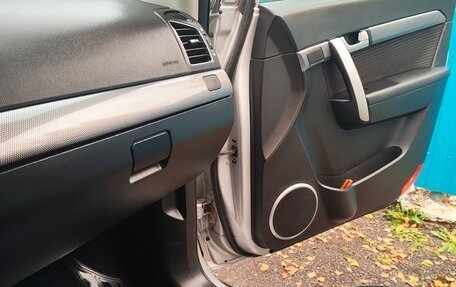 Chevrolet Captiva I, 2012 год, 950 000 рублей, 18 фотография