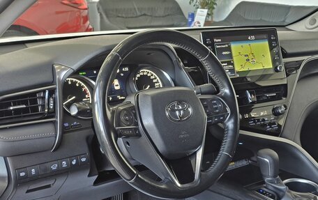 Toyota Camry, 2021 год, 3 629 000 рублей, 12 фотография