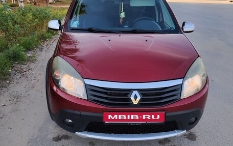 Renault Sandero I, 2012 год, 550 000 рублей, 1 фотография