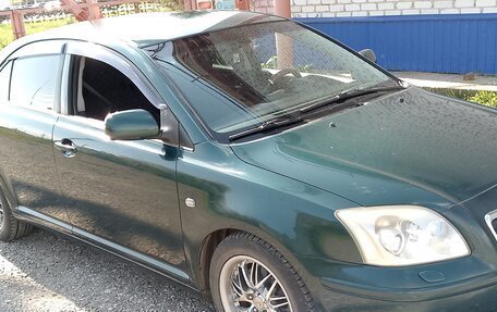 Toyota Avensis III рестайлинг, 2005 год, 760 000 рублей, 5 фотография