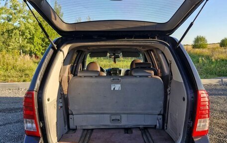 KIA Carnival III, 2009 год, 830 000 рублей, 7 фотография