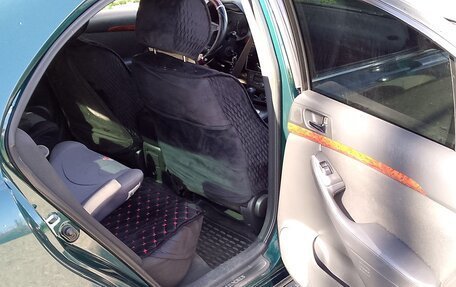 Toyota Avensis III рестайлинг, 2005 год, 760 000 рублей, 10 фотография