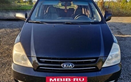 KIA Carnival III, 2009 год, 830 000 рублей, 2 фотография