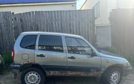 Chevrolet Niva I рестайлинг, 2005 год, 200 000 рублей, 3 фотография