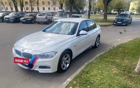 BMW 3 серия, 2013 год, 1 550 000 рублей, 3 фотография