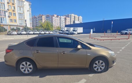 Opel Astra J, 2014 год, 990 000 рублей, 3 фотография