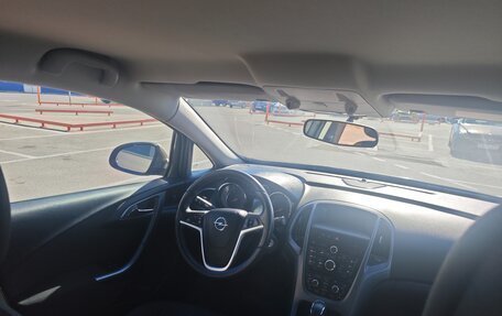 Opel Astra J, 2014 год, 990 000 рублей, 8 фотография
