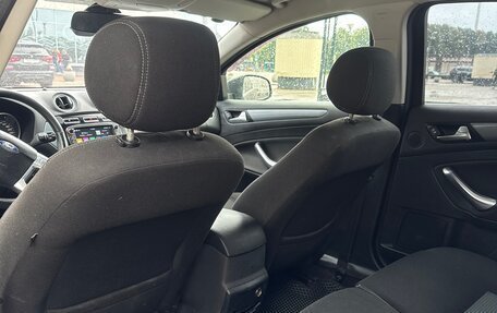 Ford Mondeo IV, 2010 год, 9 фотография