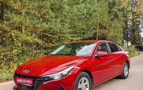 Hyundai Avante, 2021 год, 2 200 000 рублей, 2 фотография