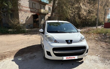 Peugeot 107 I рестайлинг, 2011 год, 550 000 рублей, 5 фотография