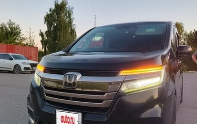 Honda Stepwgn IV, 2018 год, 1 980 000 рублей, 1 фотография