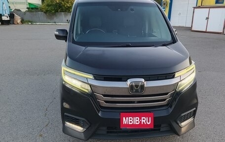 Honda Stepwgn IV, 2018 год, 1 980 000 рублей, 10 фотография