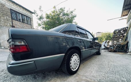 Mercedes-Benz W124, 1990 год, 600 000 рублей, 15 фотография
