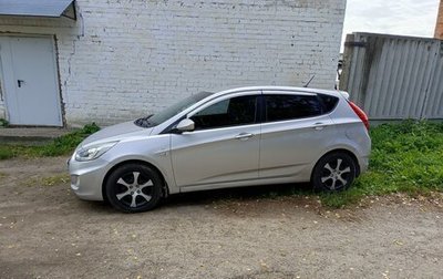 Hyundai Solaris II рестайлинг, 2013 год, 800 000 рублей, 1 фотография