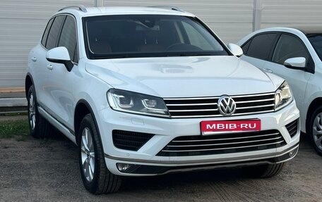 Volkswagen Touareg III, 2015 год, 2 899 000 рублей, 1 фотография