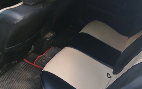 Mitsubishi Carisma I, 2001 год, 280 000 рублей, 6 фотография
