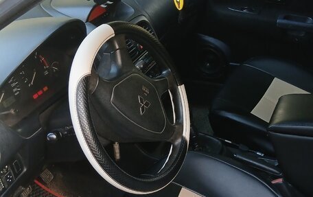 Mitsubishi Carisma I, 2001 год, 280 000 рублей, 8 фотография