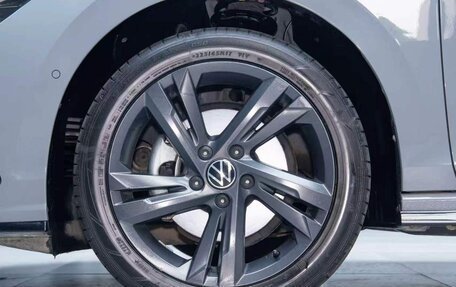 Volkswagen Golf VIII, 2021 год, 1 552 000 рублей, 21 фотография