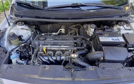 Hyundai Solaris II рестайлинг, 2013 год, 800 000 рублей, 4 фотография