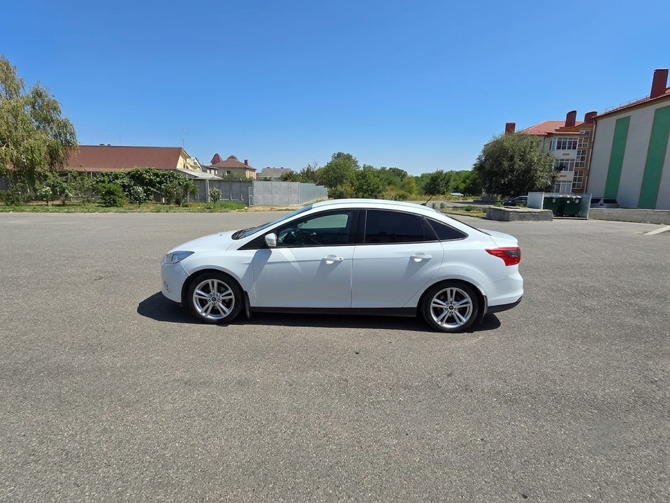 Ford Focus III, 2013 год, 770 000 рублей, 2 фотография