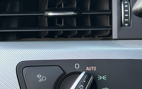 Audi A4, 2020 год, 2 700 000 рублей, 18 фотография