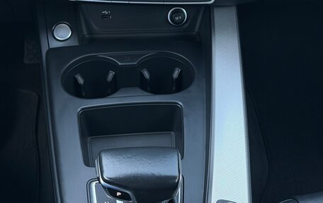 Audi A4, 2020 год, 2 700 000 рублей, 17 фотография