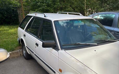 Nissan Bluebird VIII, 1989 год, 140 000 рублей, 3 фотография