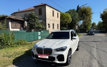 BMW X5, 2022 год, 9 300 рублей, 4 фотография