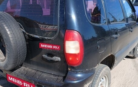 Chevrolet Niva I рестайлинг, 2006 год, 250 000 рублей, 4 фотография