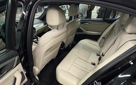 BMW 5 серия, 2019 год, 4 400 000 рублей, 12 фотография