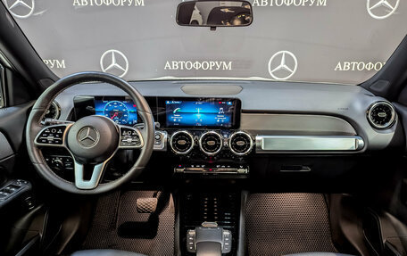 Mercedes-Benz GLB, 2021 год, 2 890 000 рублей, 14 фотография