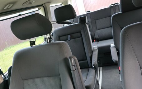 Volkswagen Multivan T5, 2007 год, 1 150 000 рублей, 18 фотография