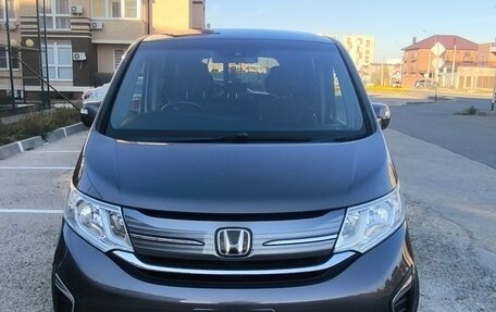 Honda Stepwgn IV, 2018 год, 2 190 000 рублей, 1 фотография