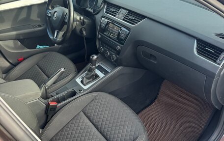 Skoda Octavia, 2017 год, 1 450 000 рублей, 8 фотография
