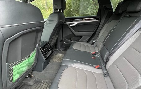 Volkswagen Touareg III, 2019 год, 5 150 000 рублей, 10 фотография