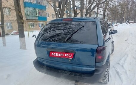 Chrysler Voyager IV, 2001 год, 450 000 рублей, 2 фотография