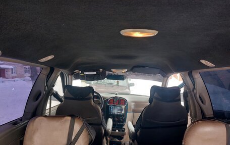 Chrysler Voyager IV, 2001 год, 450 000 рублей, 8 фотография
