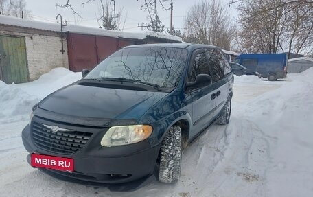 Chrysler Voyager IV, 2001 год, 450 000 рублей, 3 фотография